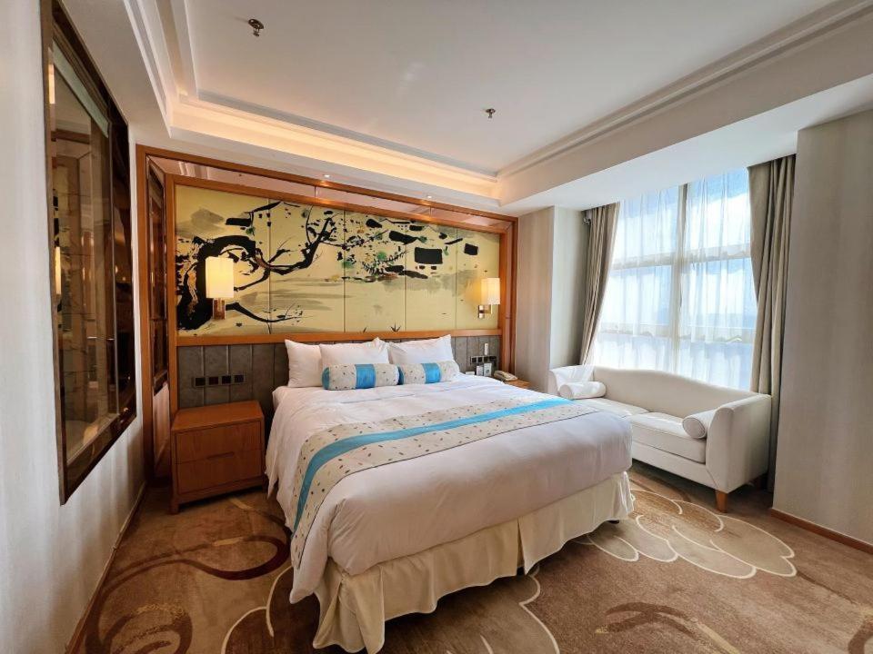 Menshine Gloria Plaza Hotel Shantou Extérieur photo