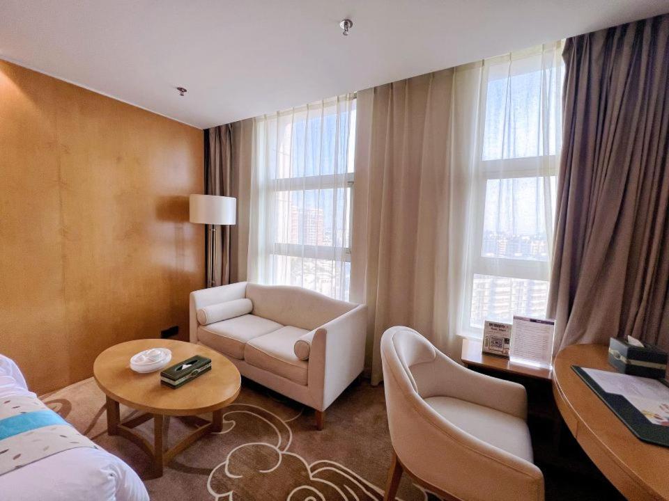 Menshine Gloria Plaza Hotel Shantou Extérieur photo